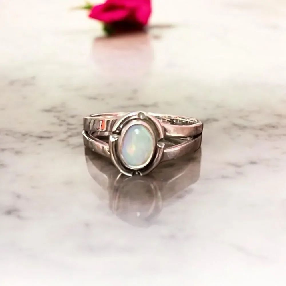 Artisan Made Genuine Ethiopian Opal Sterling Silver Ring Size 7.5 Brand New
